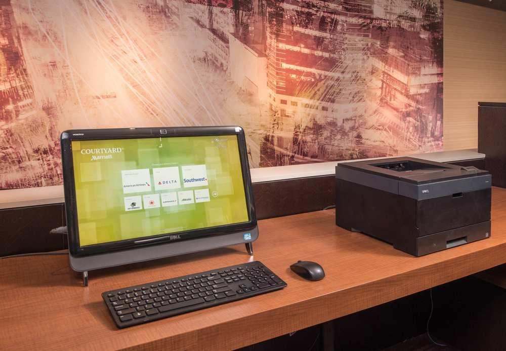 Courtyard By Marriott Fairfax Fair Oaks Hotell Exteriör bild