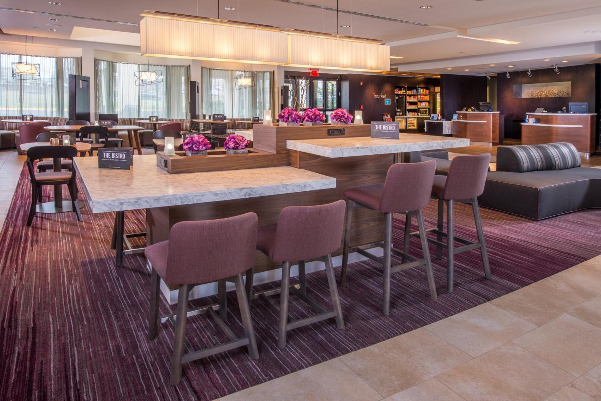 Courtyard By Marriott Fairfax Fair Oaks Hotell Exteriör bild