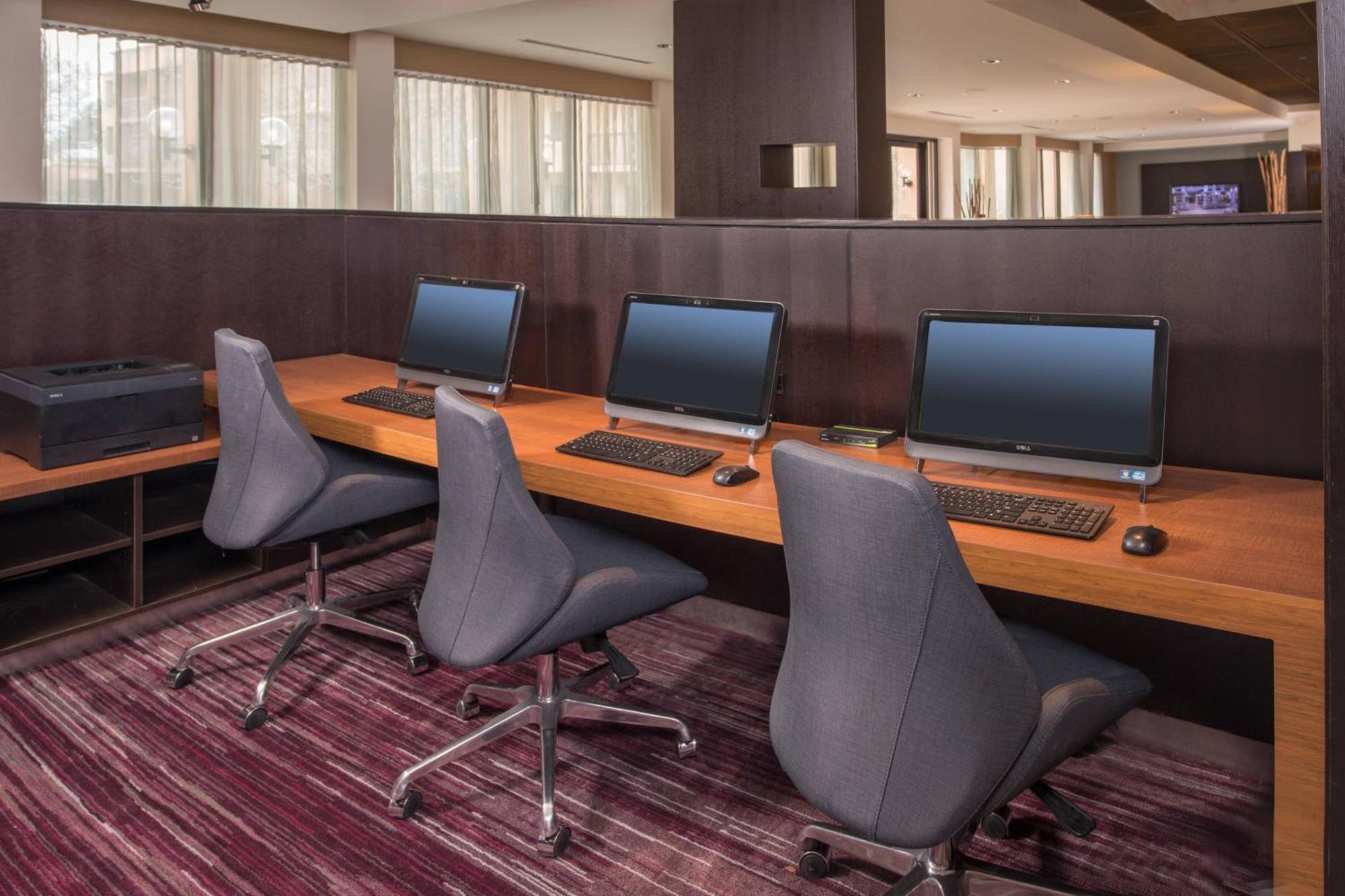 Courtyard By Marriott Fairfax Fair Oaks Hotell Exteriör bild
