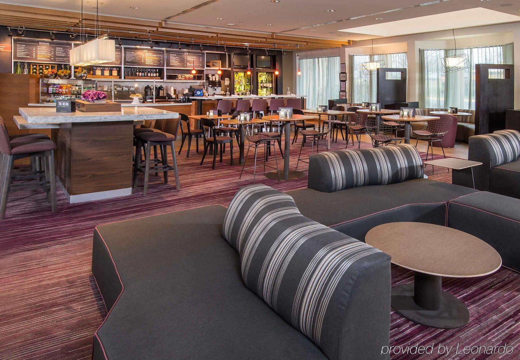 Courtyard By Marriott Fairfax Fair Oaks Hotell Exteriör bild